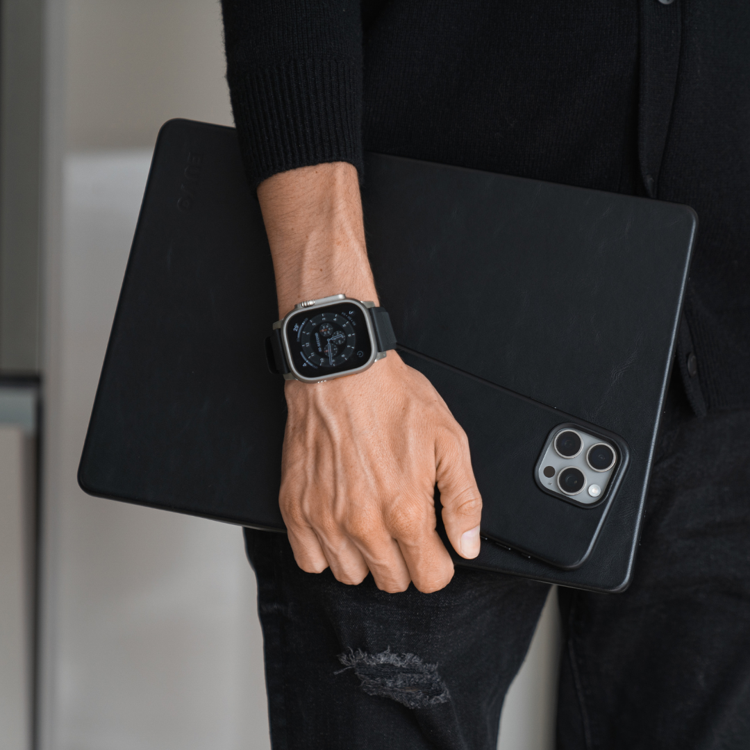 iPhone CC Leather Case